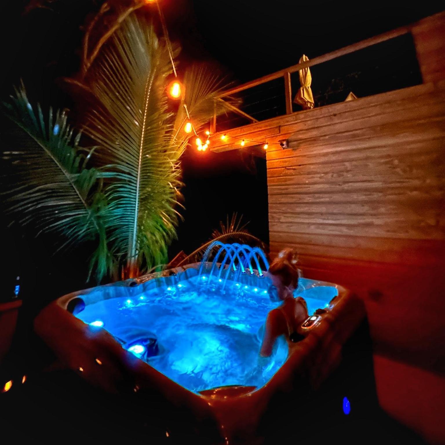 Blue Whale Villa Calibishie Bagian luar foto